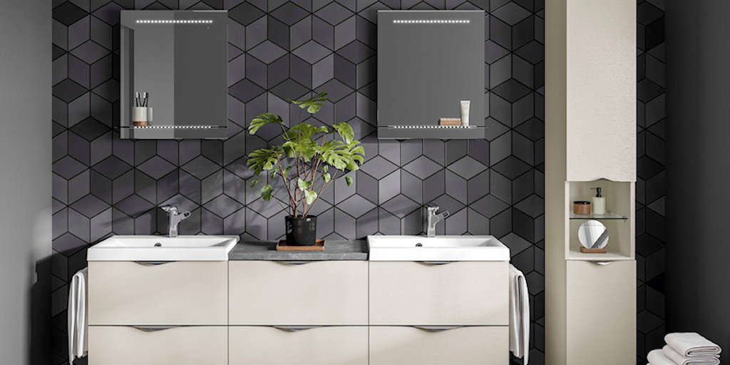 VenusBathroomsS05.jpg